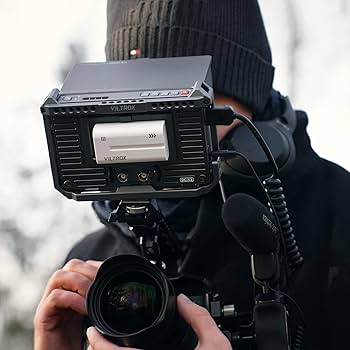 新品未開封　VILTROX DC-X3 カメラ モニター&ケージ セット Amazon.com : VILTROX DC-X3 SDI Monitor Kit with Rig Cage, 6 Inch